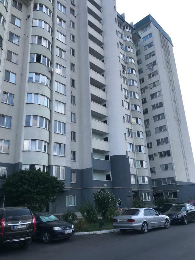 Квартира В Тирасполе 外观 照片